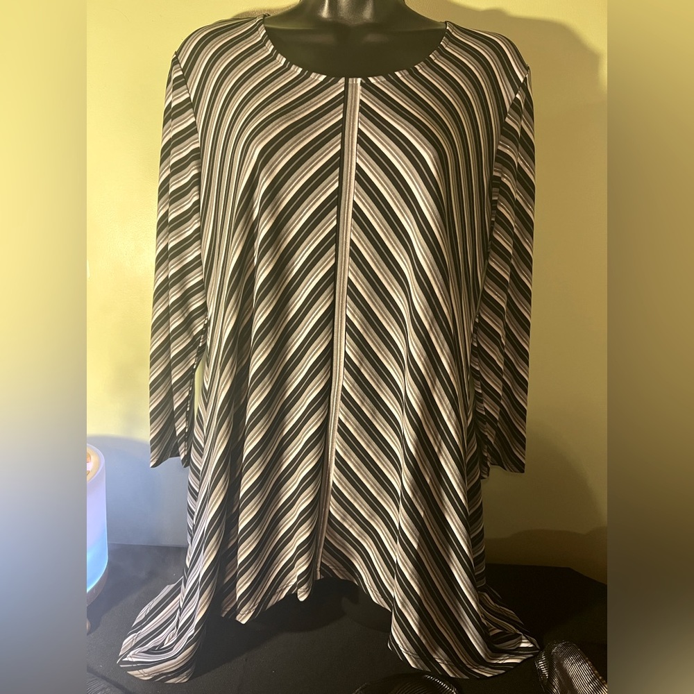 Never worn. Tagged blouse. Casual dress